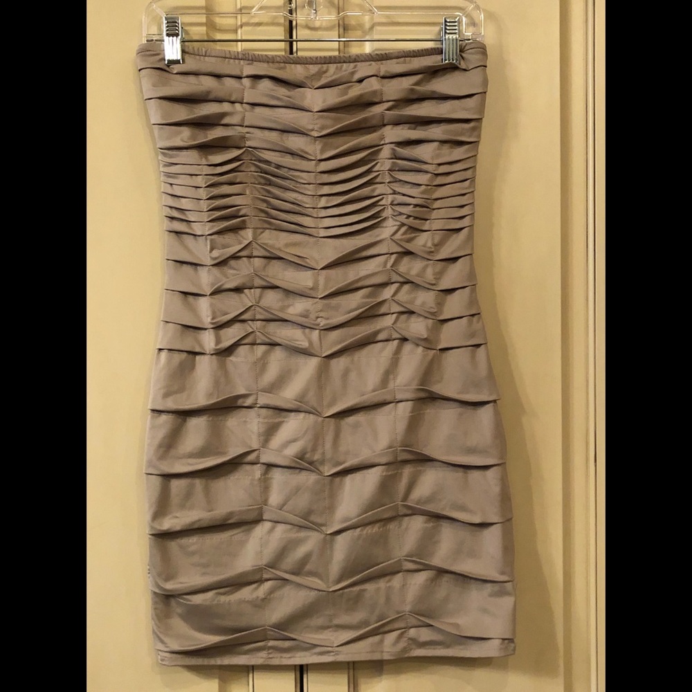 Nikibiki strapless dress, size medium, tan